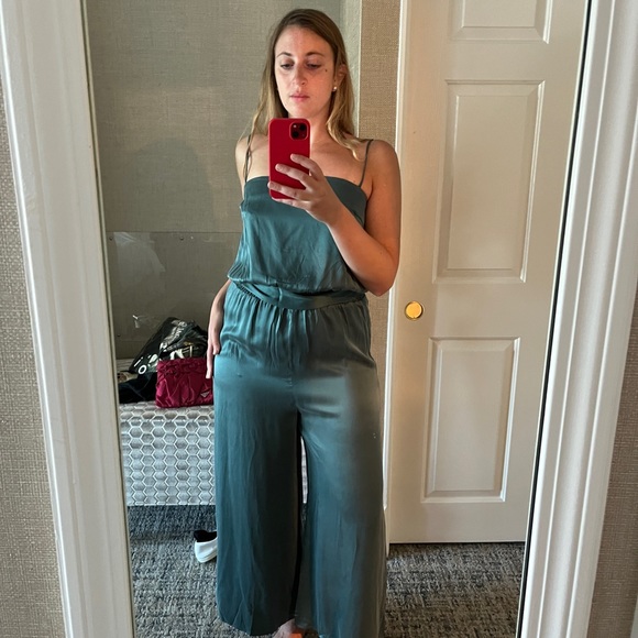 Meet your Posher, Angelica - Picture 4 of 5